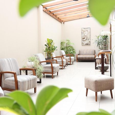 Hotel San Agustin Plaza Латакунга Экстерьер фото