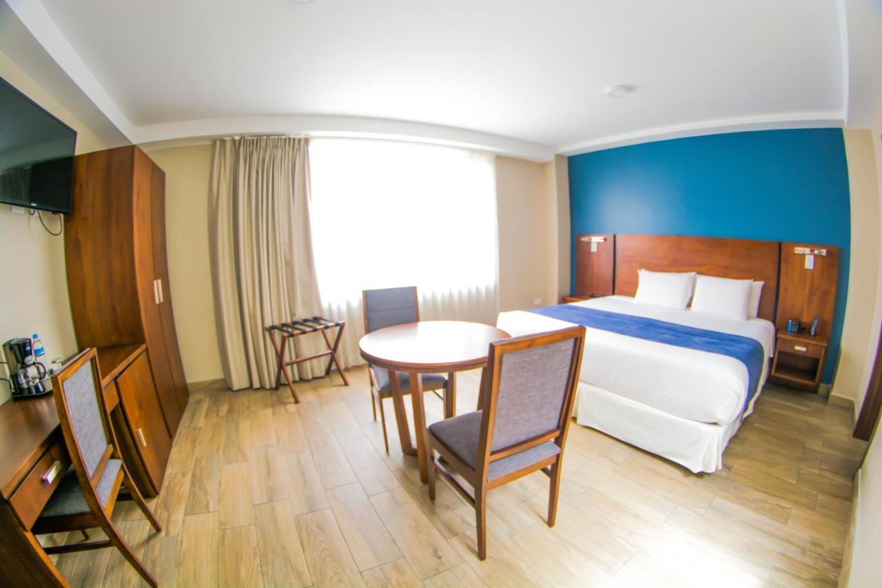 Hotel San Agustin Plaza Латакунга Экстерьер фото