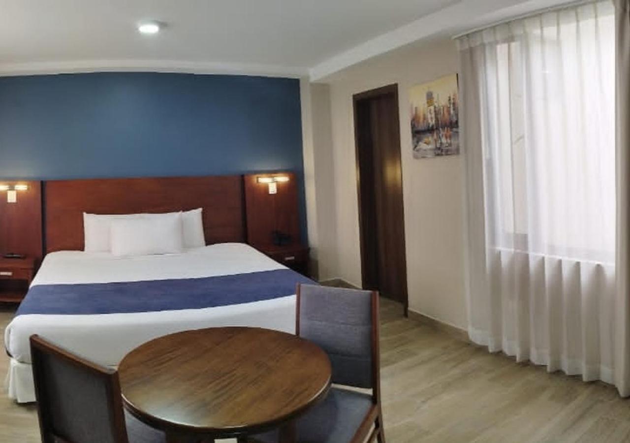 Hotel San Agustin Plaza Латакунга Экстерьер фото