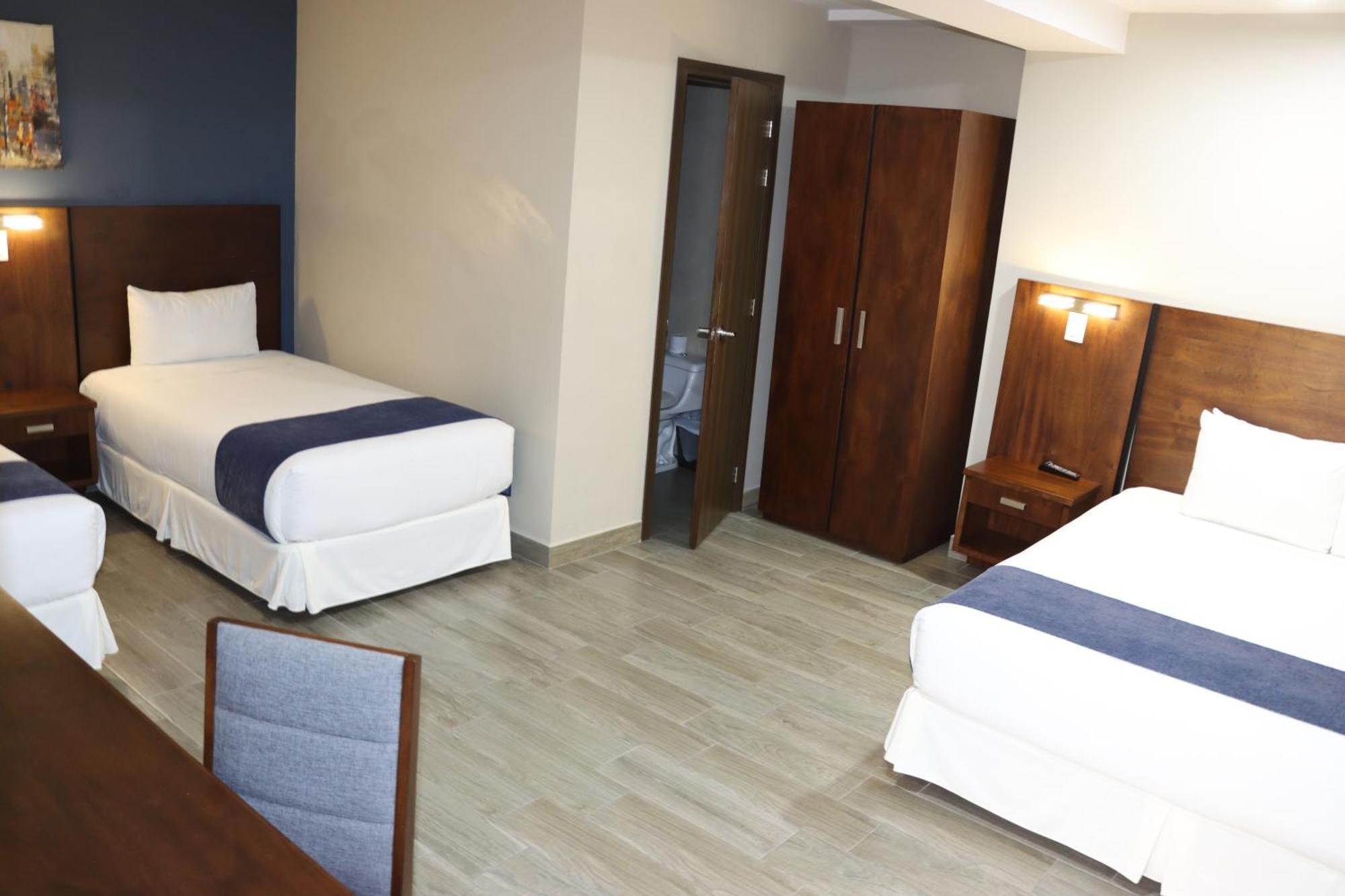 Hotel San Agustin Plaza Латакунга Экстерьер фото